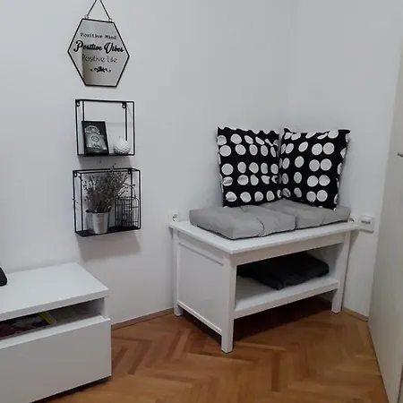 アパート La Madre