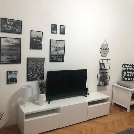 La Madre Апартаменты